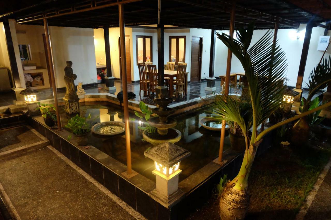 Taman Sari Tagtag Hotel Sanur  Exterior photo